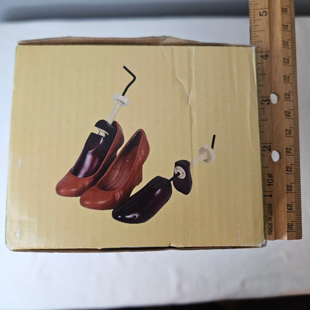Comfy Puppy Cedar Two Way Shoe Stretcher Pair Women Size 9-11 with 8 Relief Pods